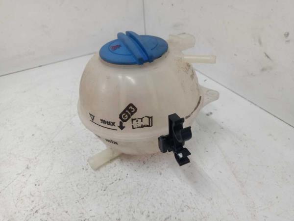 VASE D EXPANSION VW/SEAT/SKODA/AUDI ( 2 TUYAUX ) - Vue 3